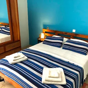 https://casa-santa-barbara-deluxe.cape-verdehotels.com